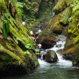 Venez découvrir le canyon en famille en Ariège dans le canyon de la Freyte